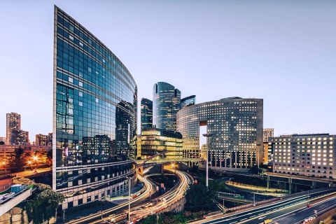 Paris modern buildings